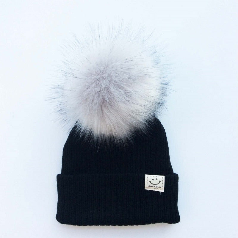 THE POMPOM HAT