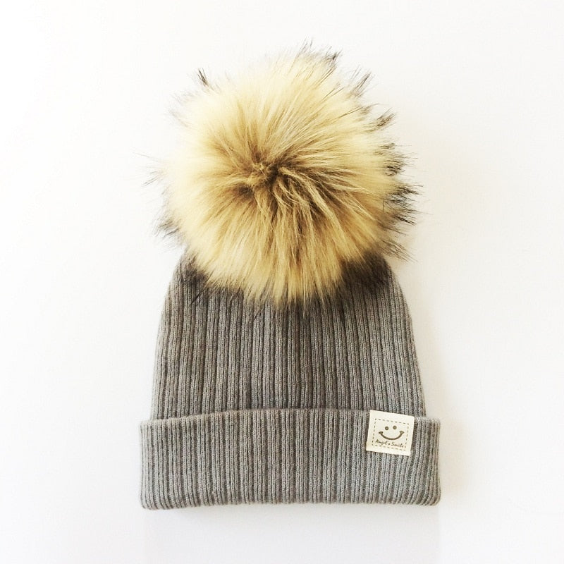 THE POMPOM HAT