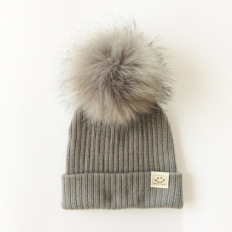 THE POMPOM HAT